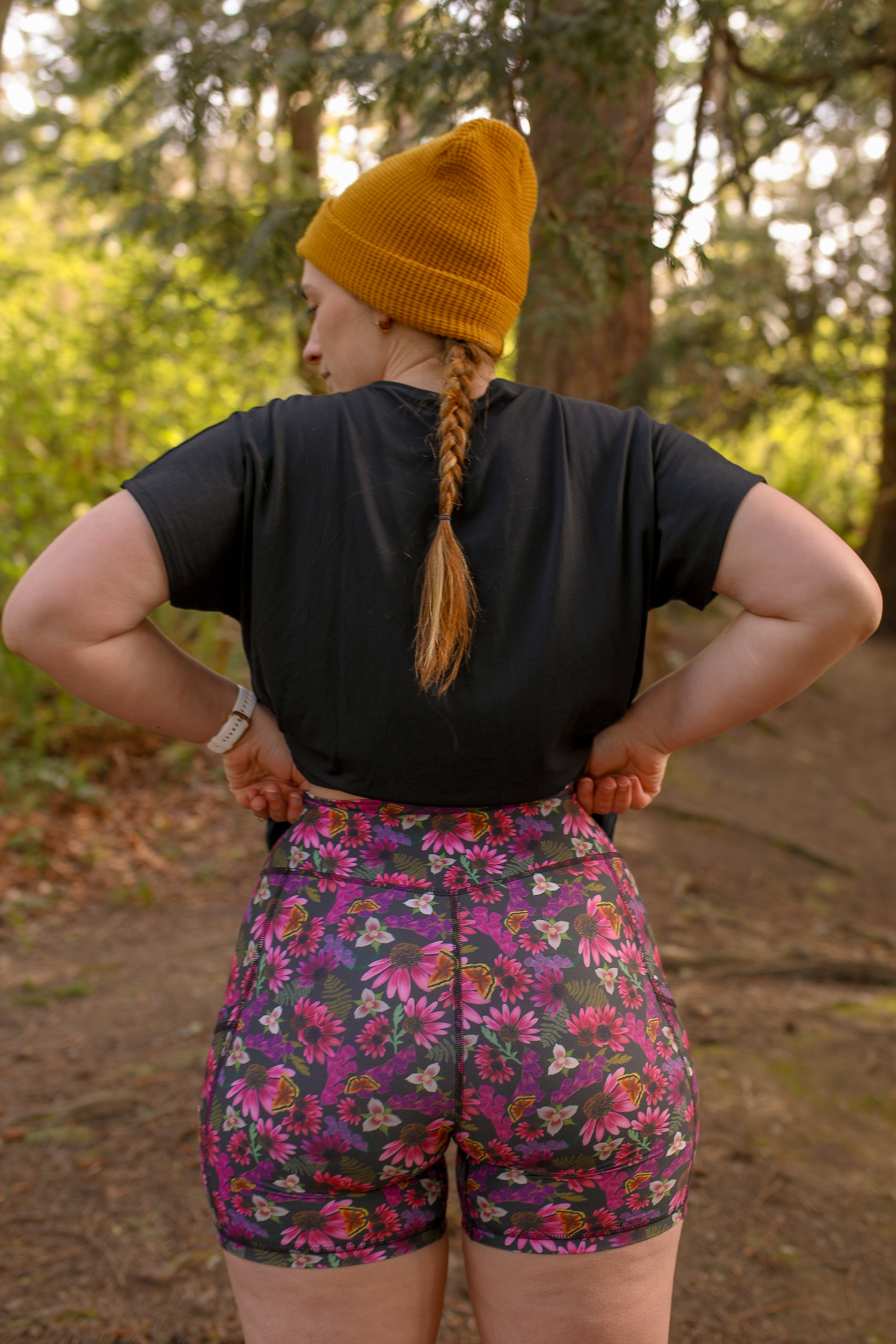 Earned It Shorts in Wolfmitten print, back